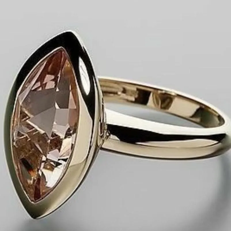 Vintage Gold Oval Faceted Cocktail Ring for Women 3 Vintage Gold Oval Faceted Cocktail Ring for Women - Image 3