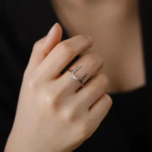 Elegant Elk Antlers Women's Ring in Gold or Steel 10 Sd0dd62fd04054d6fa4c5e68ca17aecae4