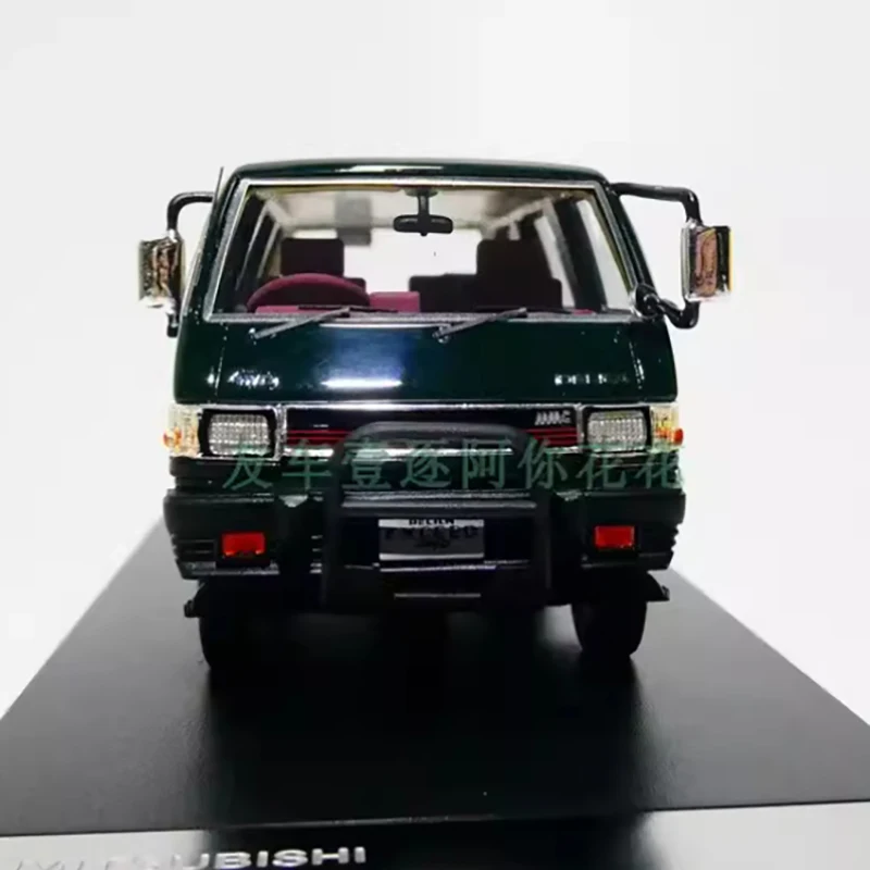 1:43 Scale Classic Delica Van Resin Model 4 1:43 Scale Classic Delica Van Resin Model - Image 4