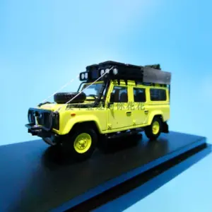 Land Rover Defender 110 Diecast Model 1/64 13 Sd1cfbe3ef6df4e518e21d6d92500c4d5B