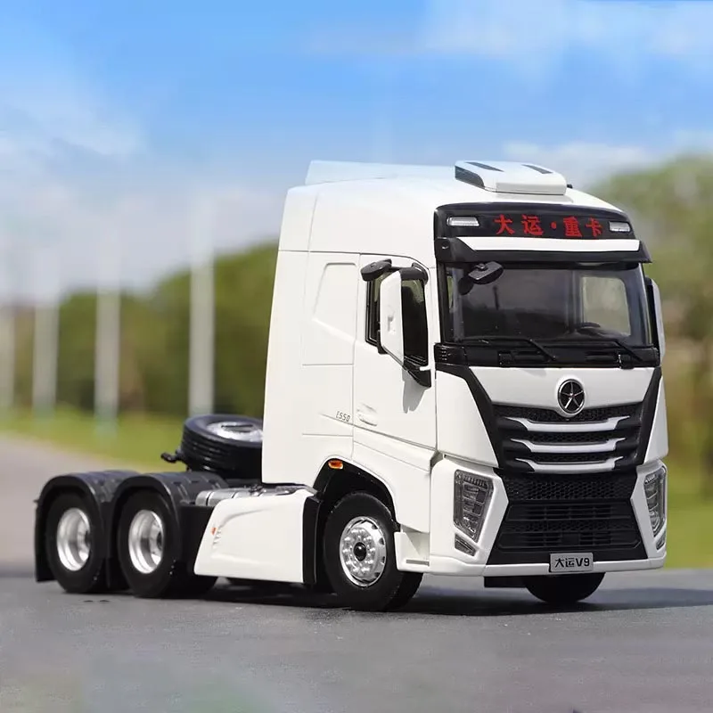 1:24 Scale Dayun Heavy Truck V9 Diecast Model 2 1:24 Scale Dayun Heavy Truck V9 Diecast Model - Image 2