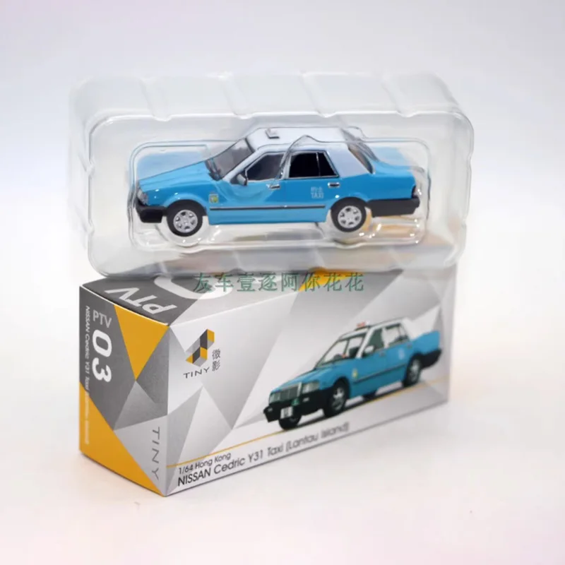 Vibrant Red Nissan Cedric Y31 Taxi Model 5 Vibrant Red Nissan Cedric Y31 Taxi Model - Image 5