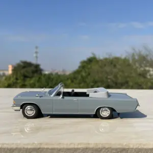 Vintage ZIL 117B Diecast Model 1:43 Scale 8 Sd250ff533ca849128f7c193454787603W