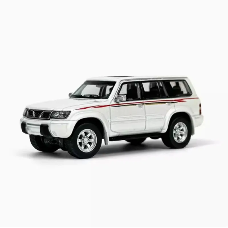 1998 Nissan Patrol Y61 Diecast Model 1:64 4 1998 Nissan Patrol Y61 Diecast Model 1:64 - Image 4