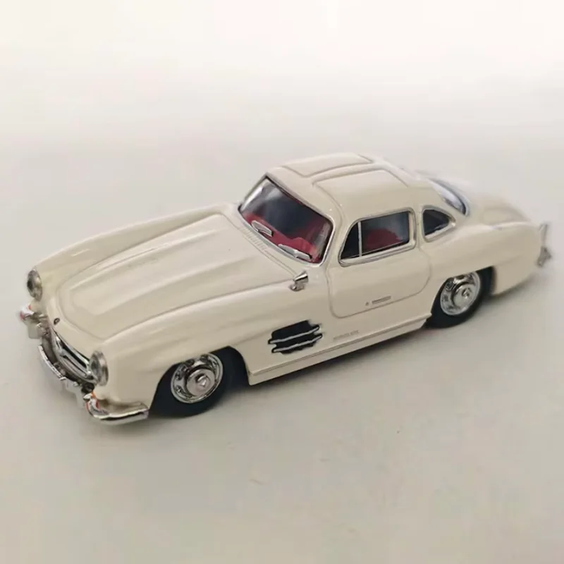 Herpa 1/87 Classic Car Collection Display Set 2 Herpa 1/87 Classic Car Collection Display Set - Image 2