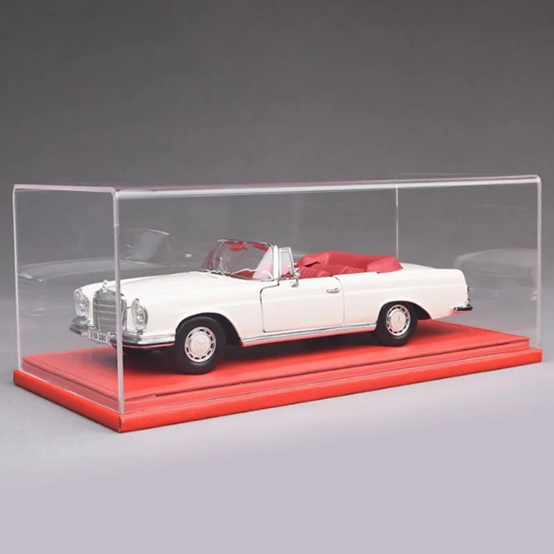 Mercedes 280SE Convertible Model 1:18 Scale 6 Mercedes 280SE Convertible Model 1:18 Scale - Image 6