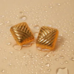 Retro Gold Stainless Steel Earrings for Women 10 Sd2996dc82cfd458a9437e130fcac2f18b