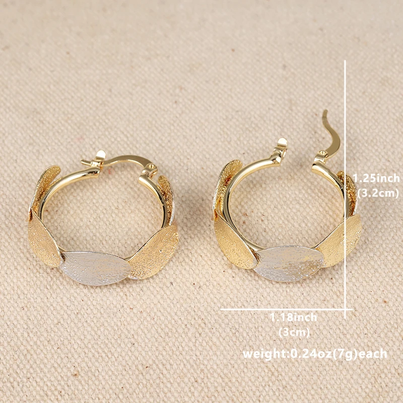 Geometric Oval Hoop Earrings in Silver & Gold 4 Geometric Oval Hoop Earrings in Silver & Gold - Image 4