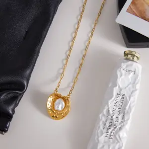 Sd370ca60eabb4ead8770b57bc1012426K