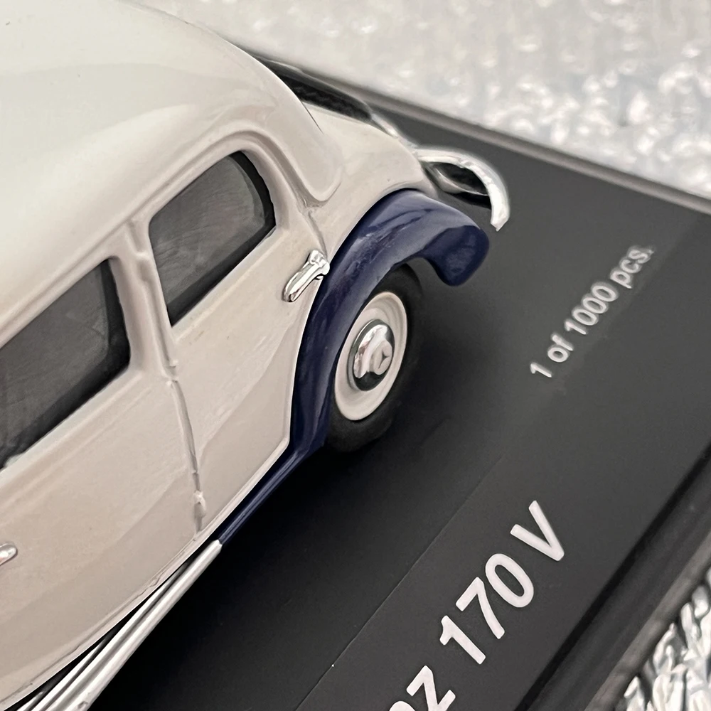 Vintage Mercedes-Benz 170 V Die-Cast Model 1:43 6 Vintage Mercedes-Benz 170 V Die-Cast Model 1:43 - Image 6
