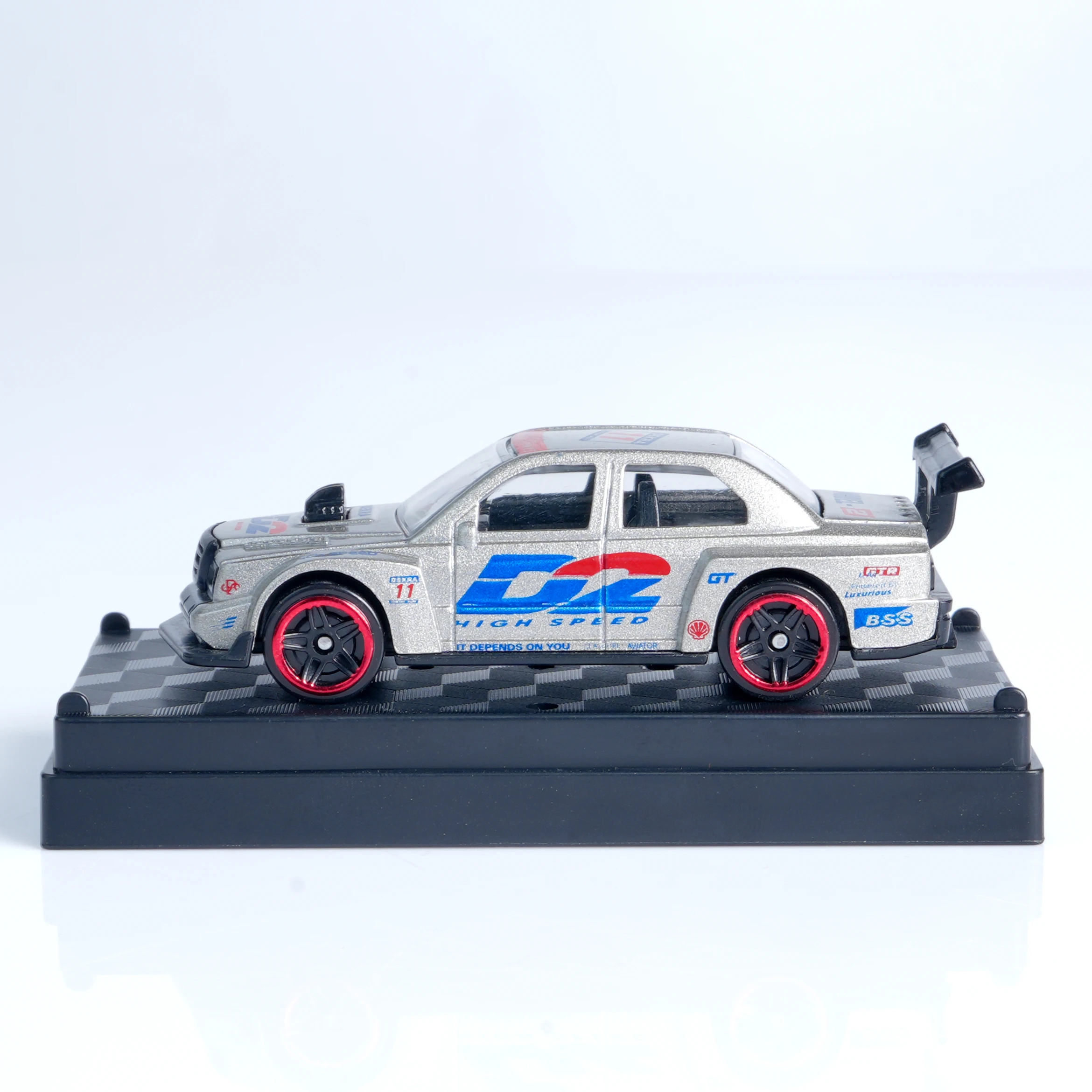 1:64 Scale Die-Cast Racing Car 2 1:64 Scale Die-Cast Racing Car - Image 2
