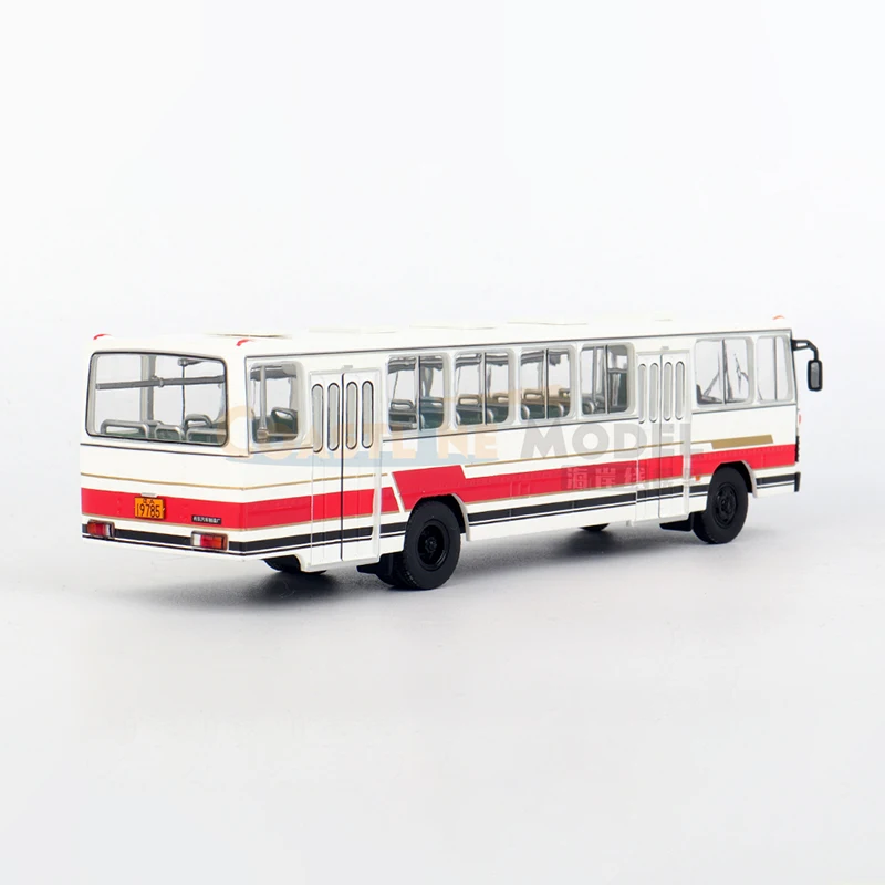 1:64 Scale Diecast City Bus Model 5 1:64 Scale Diecast City Bus Model - Image 5