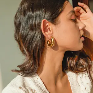 Sd44f60d697eb4ace9f52587495632cc9U