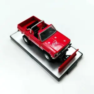 Vibrant Red 1974 K5 Blazer Diecast Model 11 Sd469bfdf4026440c94fd1a0b848744aea