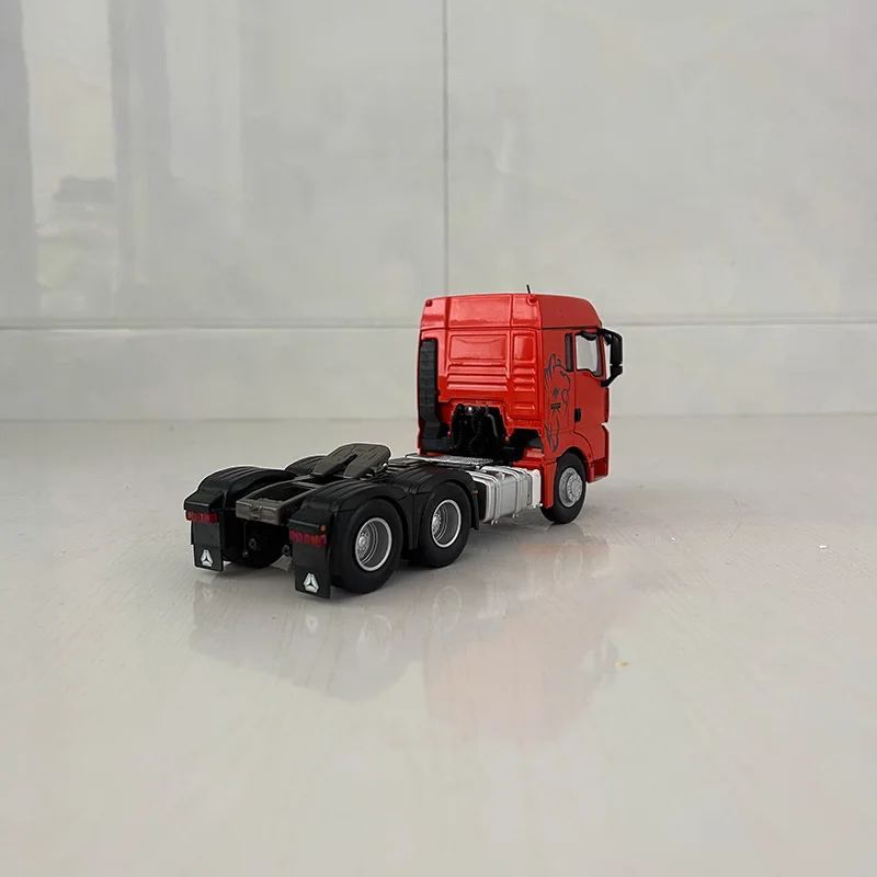 Vibrant Red SITRAK C7H Truck Model 1:36 Scale 3 Vibrant Red SITRAK C7H Truck Model 1:36 Scale - Image 3
