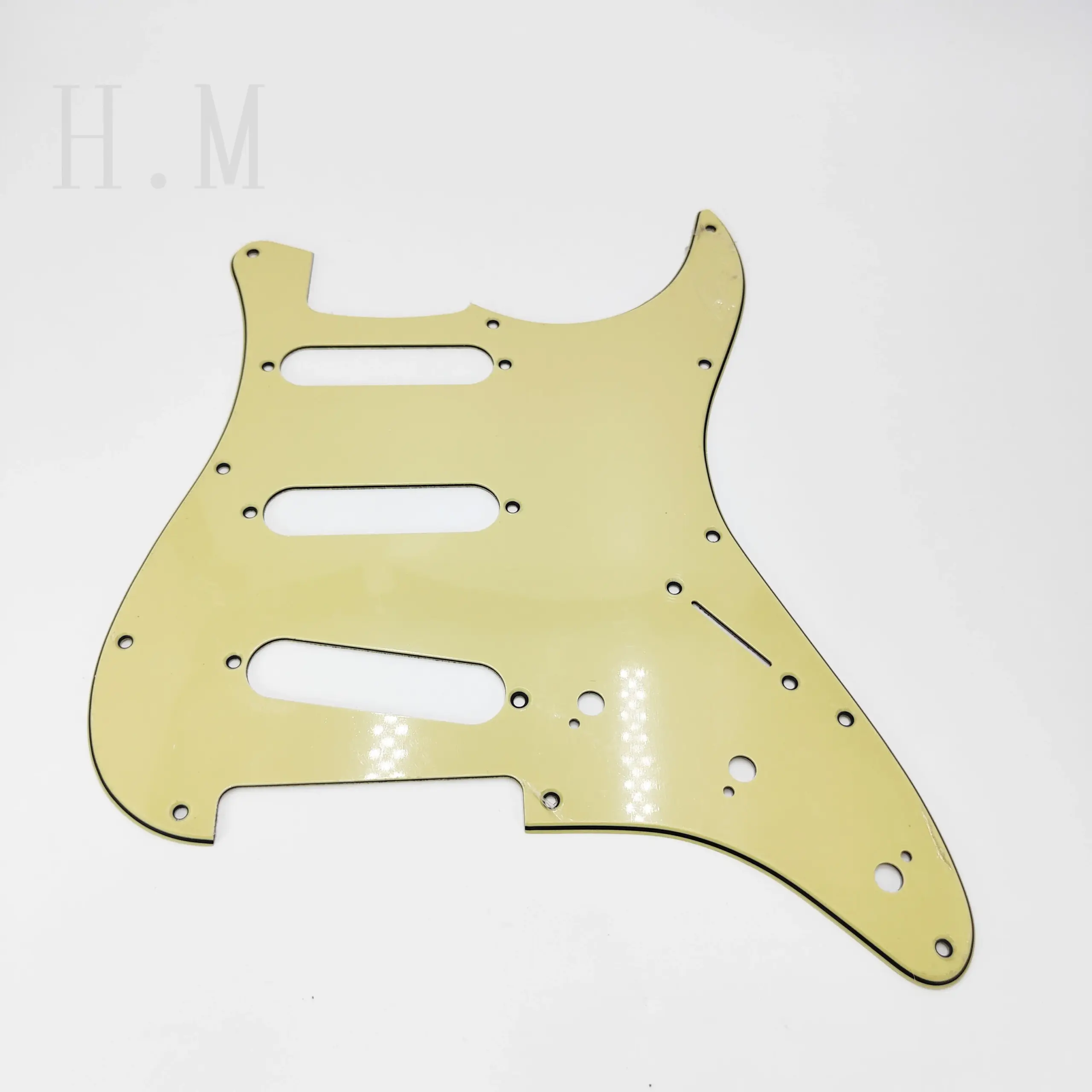 ST Guitar Accessories Set with Pickguard & Control Knobs 4 ST Guitar Accessories Set with Pickguard & Control Knobs - Image 4