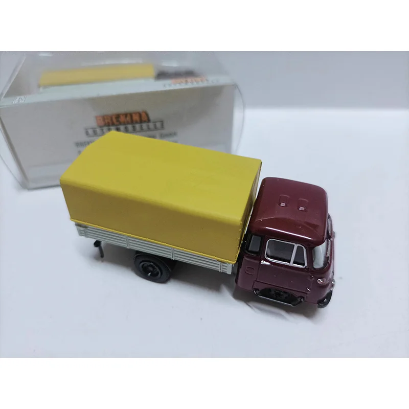 Brekina 1:87 Vintage Cargo Truck Model 2 Brekina 1:87 Vintage Cargo Truck Model - Image 2