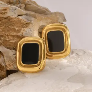 Sd64bd0242a5549c49d2c624e2d278808E