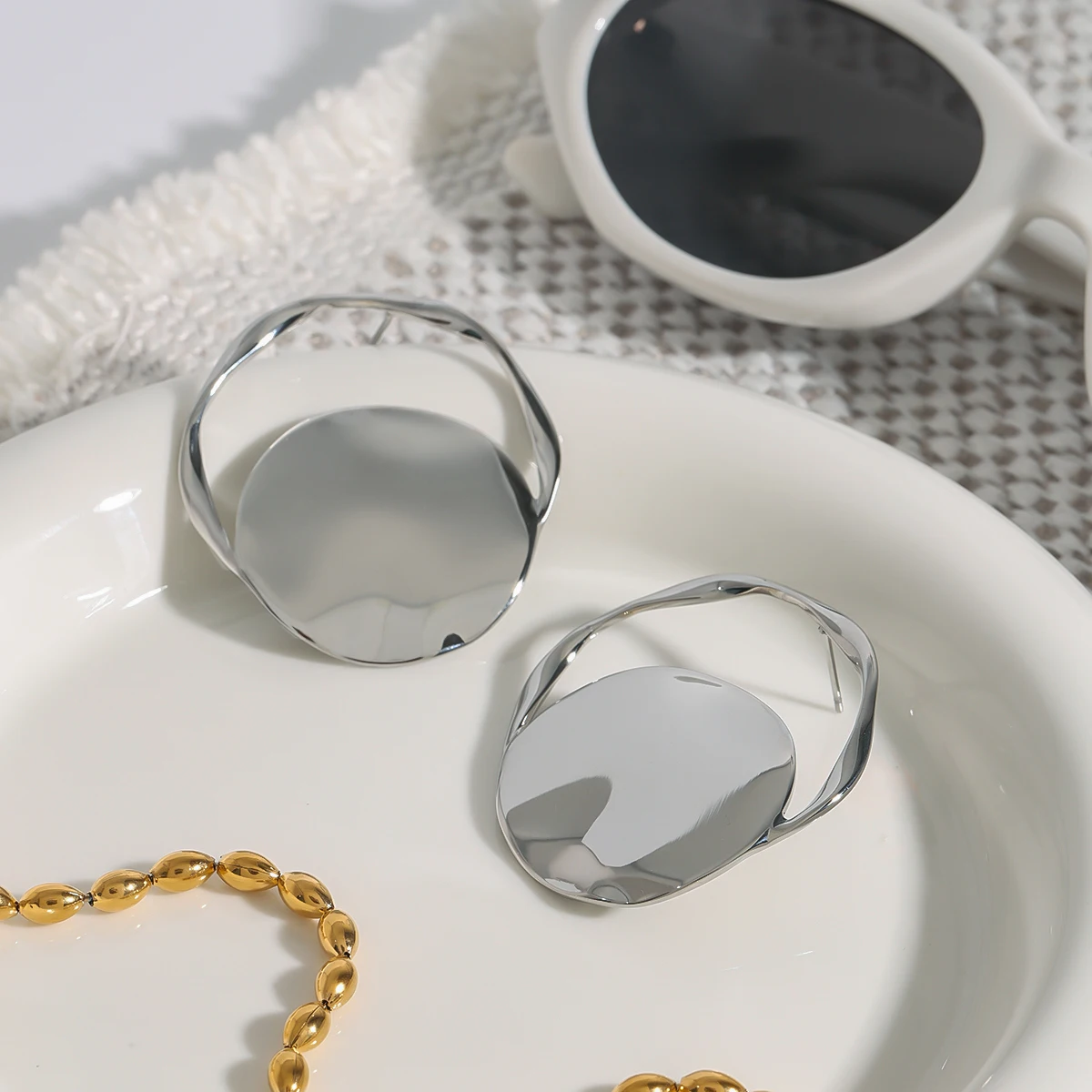 Stainless Steel Gold Earrings JDE0112041-S 5 Stainless Steel Gold Earrings JDE0112041-S - Image 5