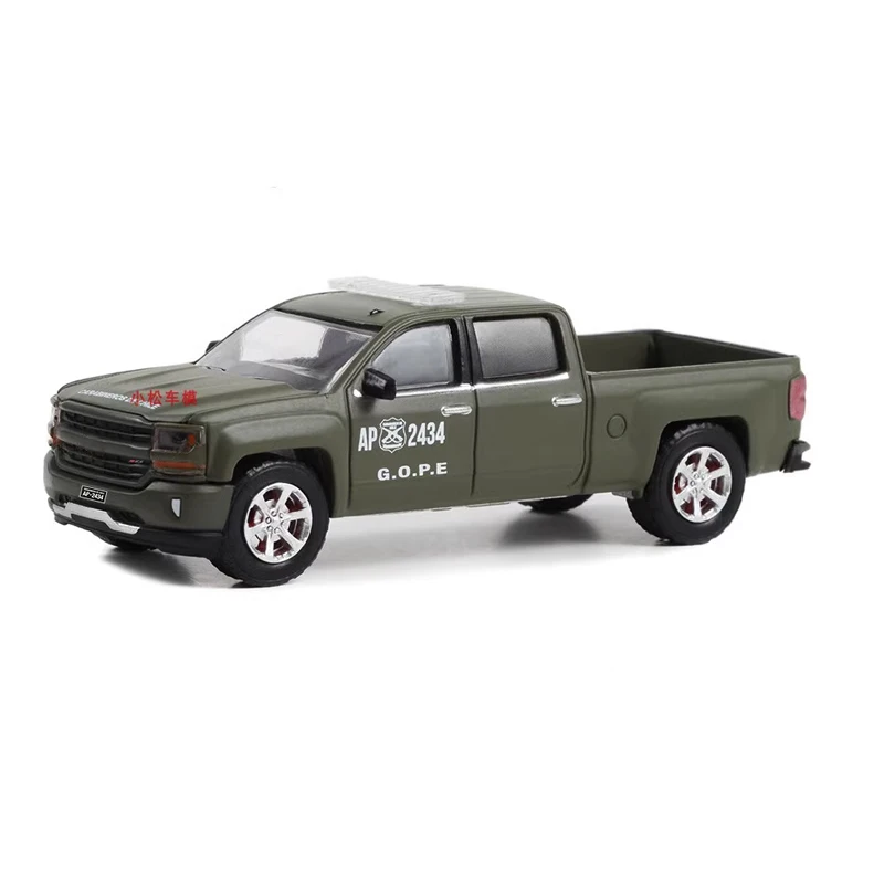Military-Style Diecast Pickup Truck Model 1:64 4 Military-Style Diecast Pickup Truck Model 1:64 - Image 4