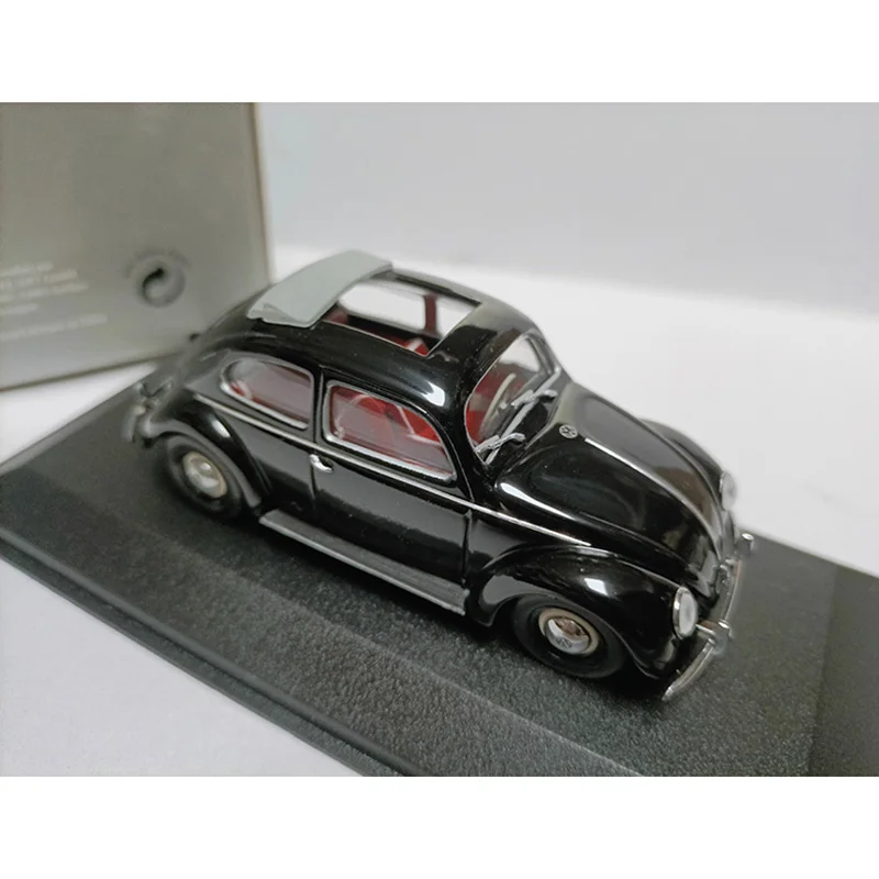 Vintage Alloy Car Model 1:43 Scale Ornament 2 Vintage Alloy Car Model 1:43 Scale Ornament - Image 2