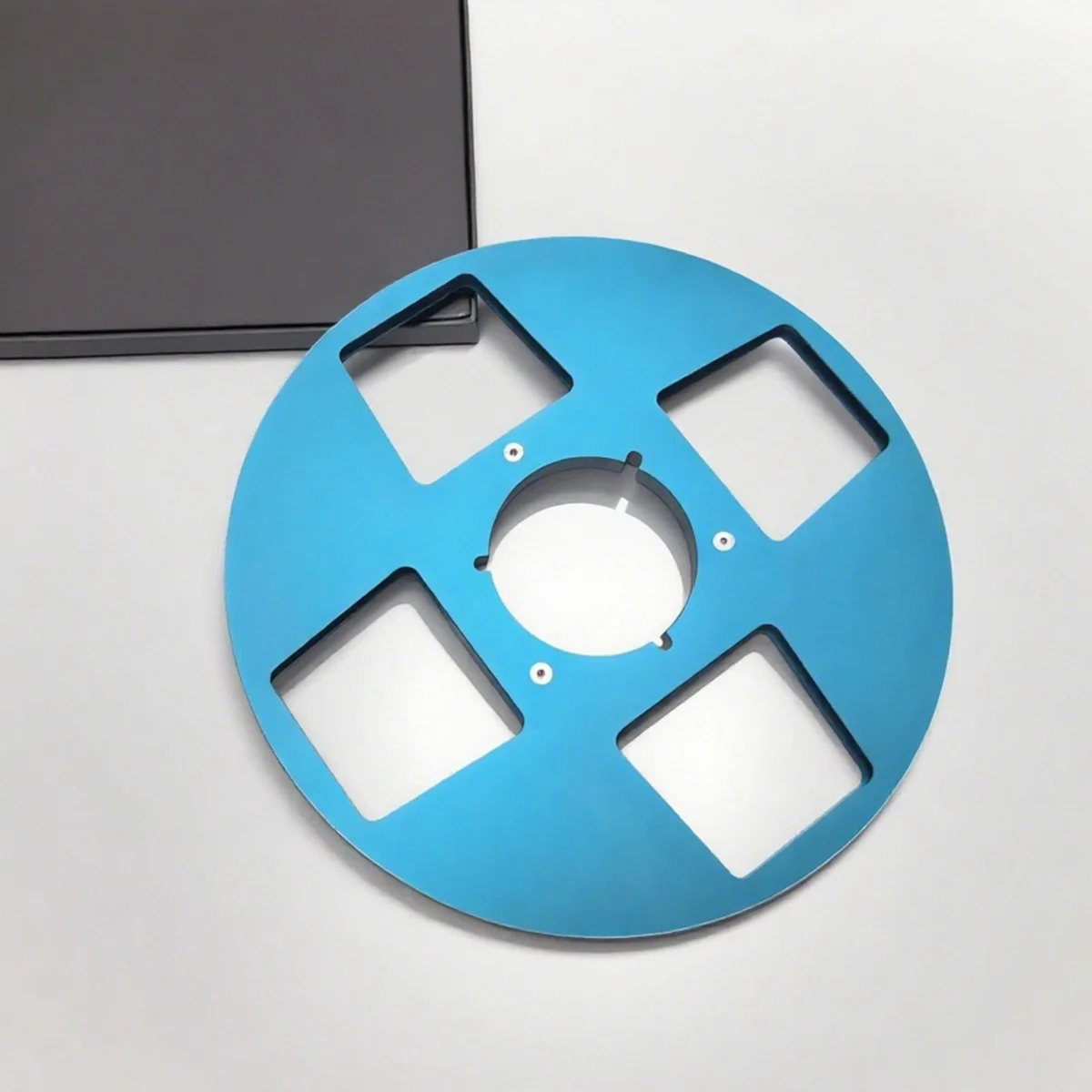 10-Inch Aluminum Reel for Reel-to-Reel Tape 3 10-Inch Aluminum Reel for Reel-to-Reel Tape - Image 3