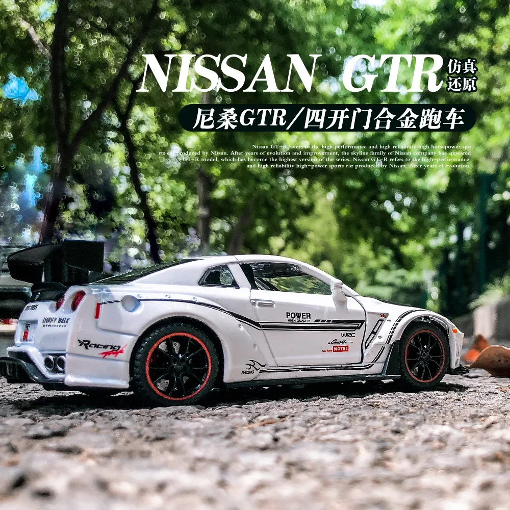 1:32 Nissan GTR R35 Model Car in Alloy and Plastic 5 1:32 Nissan GTR R35 Model Car in Alloy and Plastic - Image 5