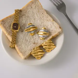 Sd84a21baa5054ff28af734f5f391c472c