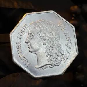 Sd86471a5c1e94bb2acbcdedc19e5a845u