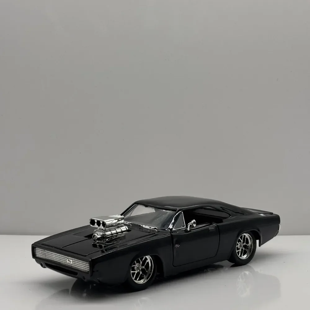 1:24 Dodge Charger RT 1970 Diecast Model 2 1:24 Dodge Charger RT 1970 Diecast Model - Image 2