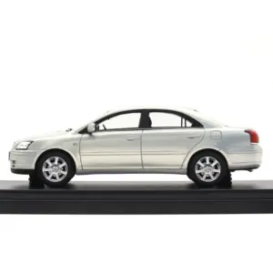 Toyota Avensis Model Car 1:43 Resin Replica 13 Sd8799bbff7af426e9f8aabd1b8ca8b95r