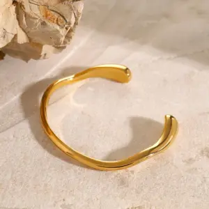 Sd892dc3e3cd44db185f4a2d713af6dada