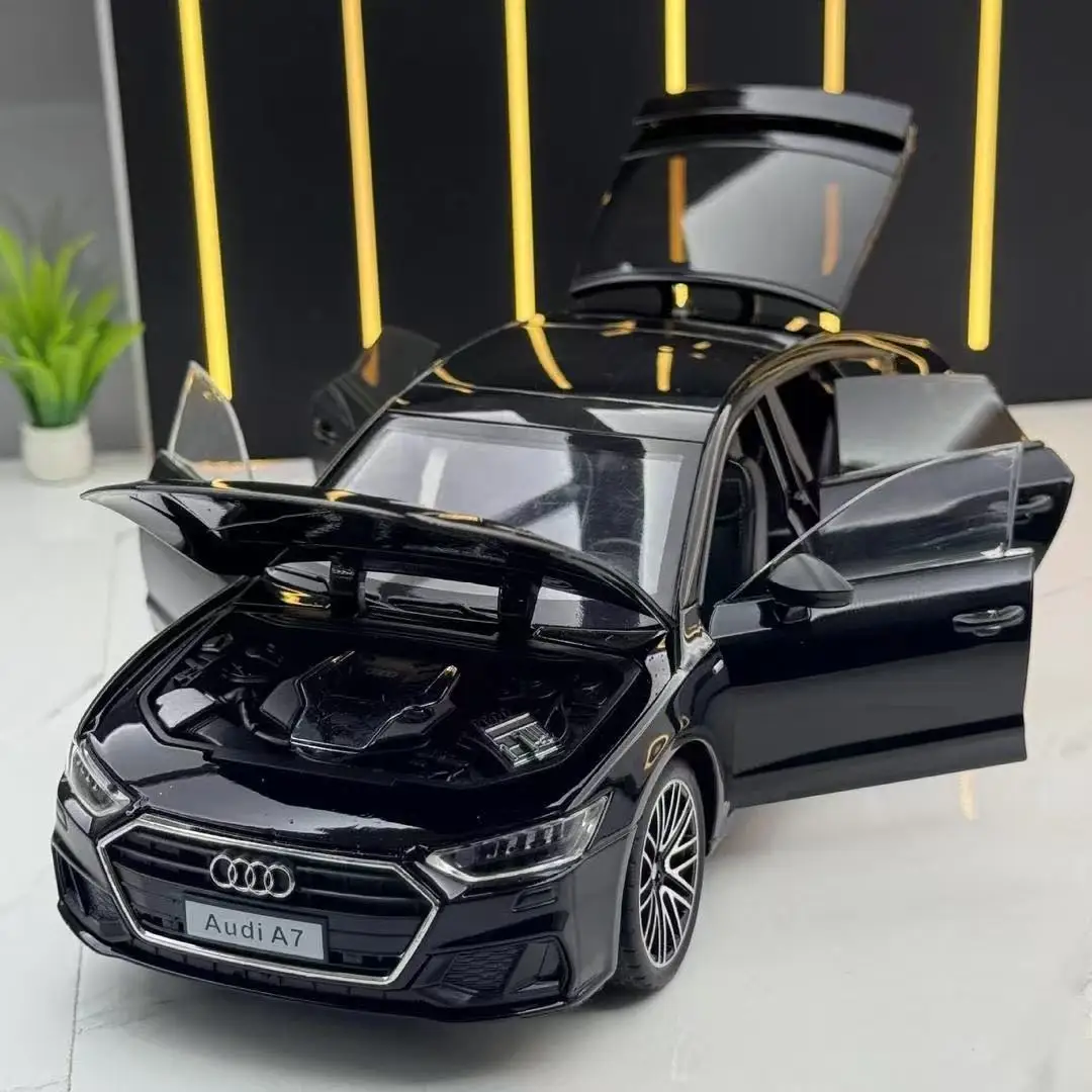 Black 1:24 Audi A7 Diecast Model with Sound & Lights 2 Black 1:24 Audi A7 Diecast Model with Sound & Lights - Image 2