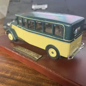 Vintage Miniature Car Model 1:43 Scale 7 Sd916827aa0a844658b5cb7603b217519I