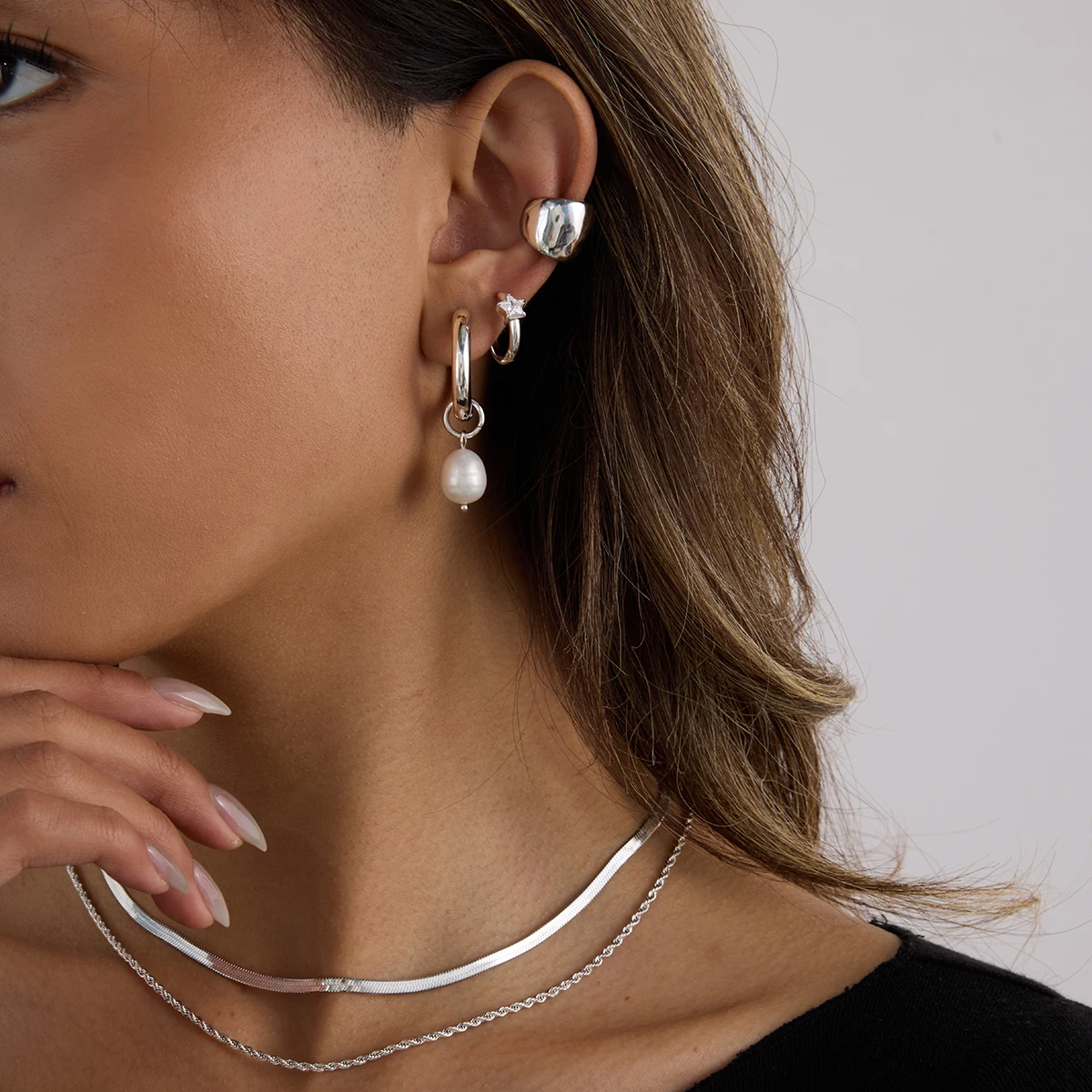 Minimalist Stainless Steel Pearl Earrings JDE201584-S 2 Minimalist Stainless Steel Pearl Earrings JDE201584-S - Image 2