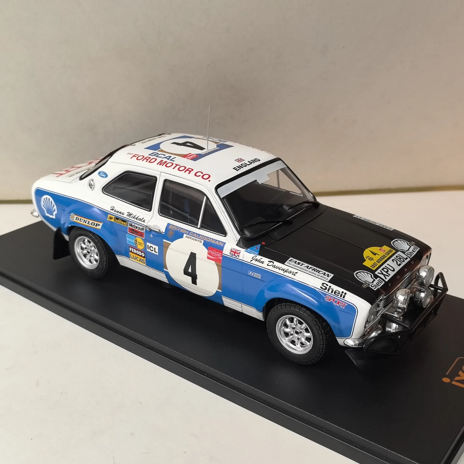 Ford Escort MK II 1974 1:18 Scale Diecast Model 4 Ford Escort MK II 1974 1:18 Scale Diecast Model - Image 4