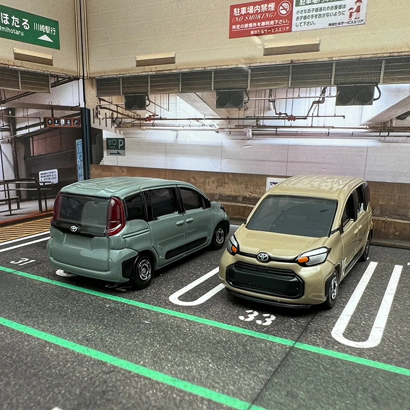 Toyota Sienta Miniature Diecast Model - 7cm Display Piece 6 Toyota Sienta Miniature Diecast Model - 7cm Display Piece - Image 6