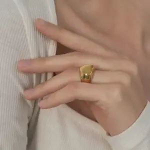 Sdaef475bfd374904b351c447f0364f95K