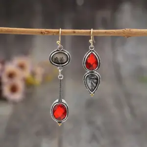 Vintage-Inspired Red Stone Drop Earrings 4 Sdaf6cfeec5ec4432b573ca2394da9641C