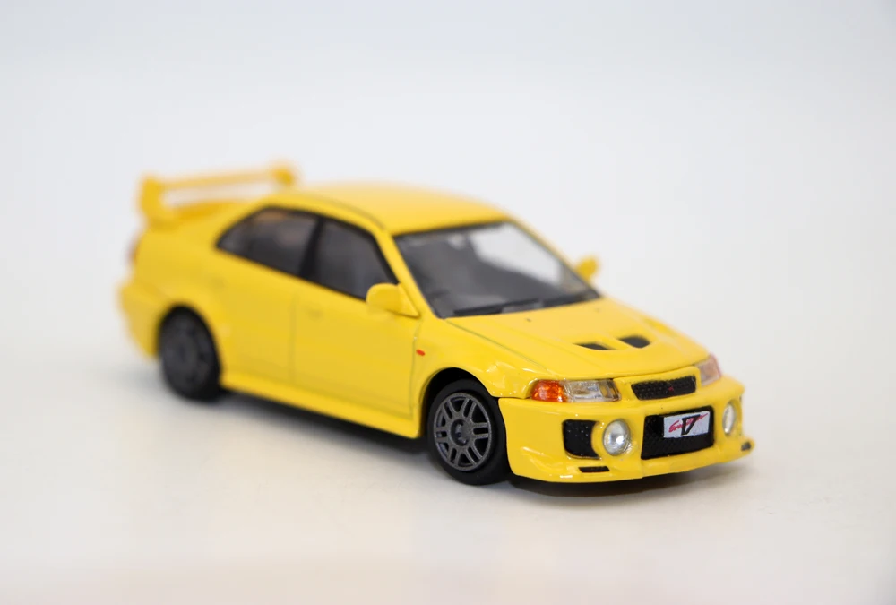Miniature Mitsubishi Lancer Evolution V/VI Diecast Model 3 Miniature Mitsubishi Lancer Evolution V/VI Diecast Model - Image 3