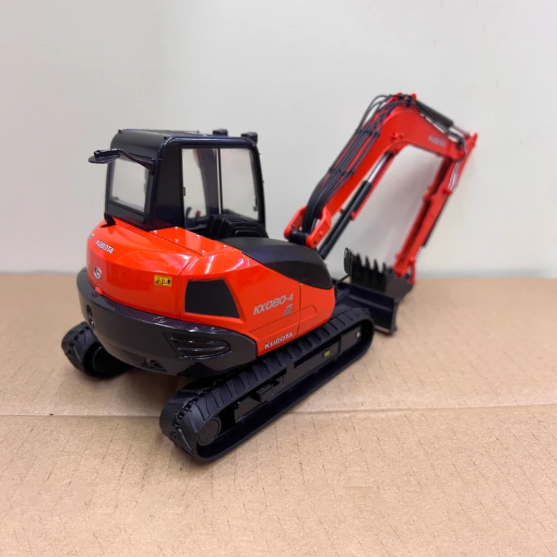 1/24 Kubota KX080-4 Excavator Model 5 1/24 Kubota KX080-4 Excavator Model - Image 5