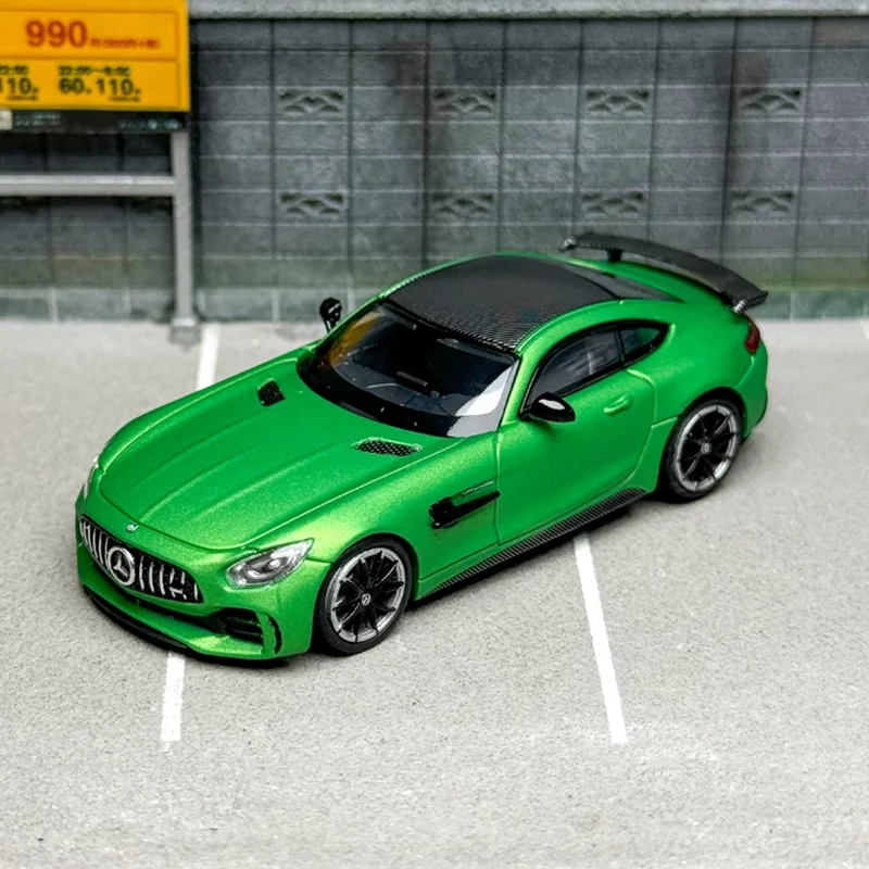 1:64 Mercedes-Benz AMG C190 GTR diecast model 4 1:64 Mercedes-Benz AMG C190 GTR diecast model - Image 4