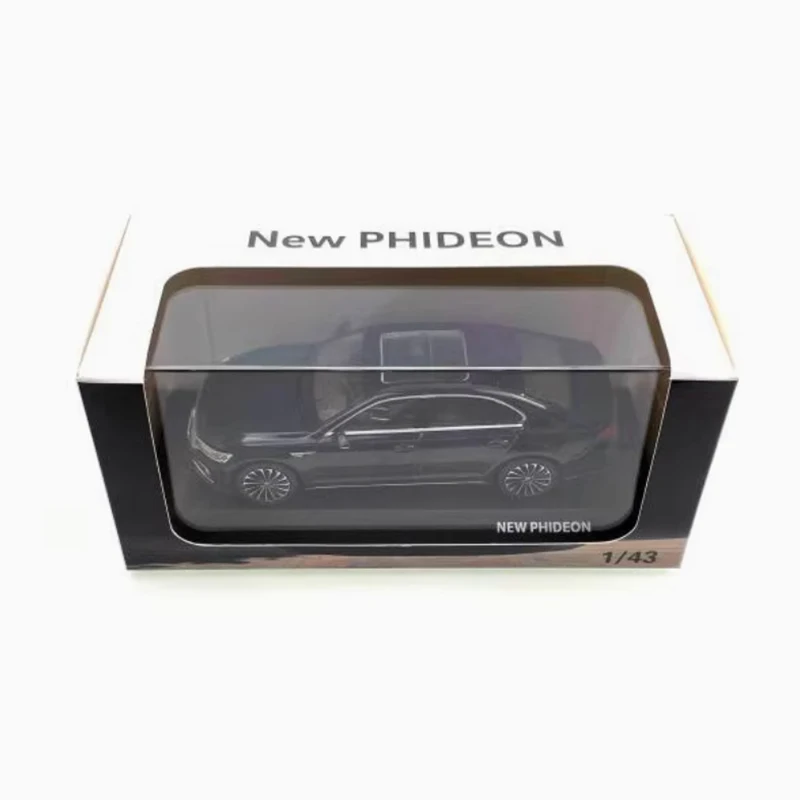 1:43 VW Phideon 2021 Diecast Model 7 1:43 VW Phideon 2021 Diecast Model - Image 7