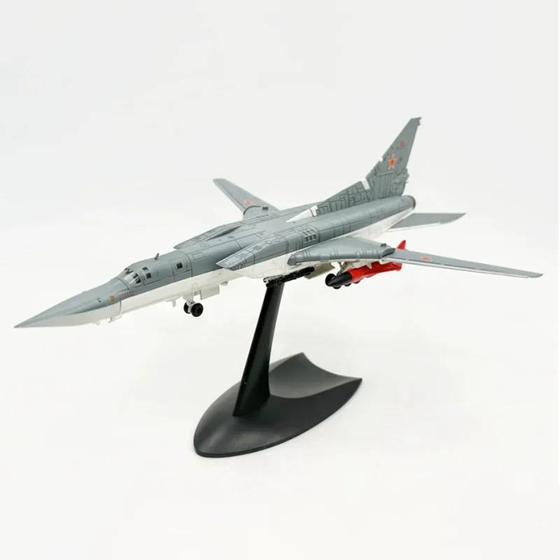 Highly Detailed TU-22M3 Bomber Model Display 4 Highly Detailed TU-22M3 Bomber Model Display - Image 4