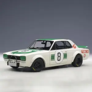 Nissan Skyline GTR 1:18 Scale Die-Cast Model