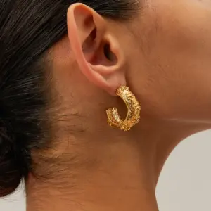 Sdc982f72c2f64533b78abec5222001e1u