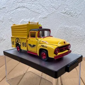 Vintage 1956 Ford F100 Diecast Model 13 Sdd081c9824e048b59a9e0f9adfe3572dl