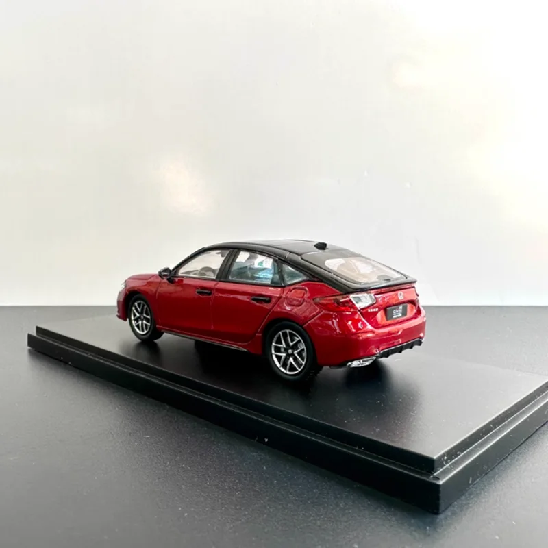 Red Dongfeng Civic 2023 Diecast Model 1:43 Scale 4 Red Dongfeng Civic 2023 Diecast Model 1:43 Scale - Image 4