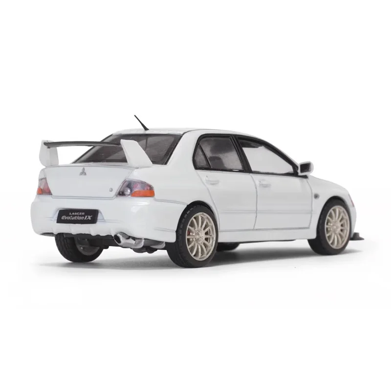 1/43 Scale Mitsubishi Lancer Evolution IX Model 3 1/43 Scale Mitsubishi Lancer Evolution IX Model - Image 3
