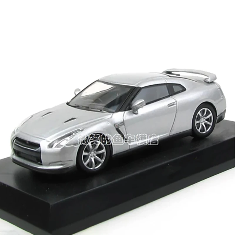 Nissan GTR35 Diecast Model 1/64 Scale in Various Colors 3 Nissan GTR35 Diecast Model 1/64 Scale in Various Colors - Image 3
